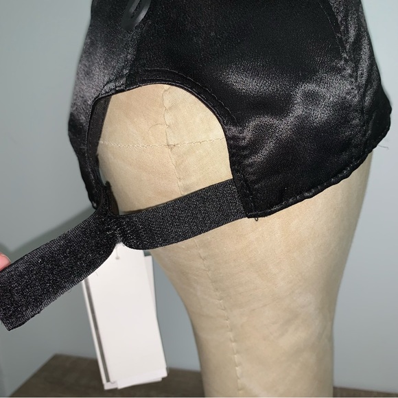 Women’s Size AUGUST HAT COMPANY Satin Polyester Black Hopeless Romantic Cap NWT - Picture 10 of 14
